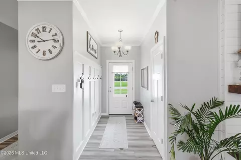 Entry Way - 15 Meadow Path Cir, Picayune, MS 39466 photo 1 of 1