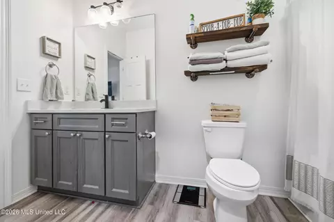 Bath - 15 Meadow Path Cir, Picayune, MS 39466 photo 1 of 3