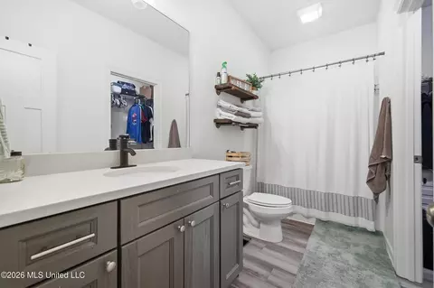 Bath - 15 Meadow Path Cir, Picayune, MS 39466 photo 2 of 3