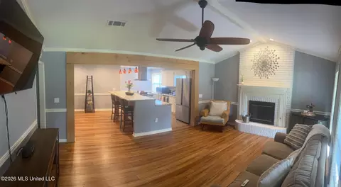 556 Brookstone Cir, Madison, MS 39110 photo 3