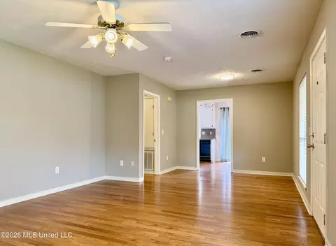 Living - 604 E Biscayne Cv, Clinton, MS 39056 photo 9 of 9