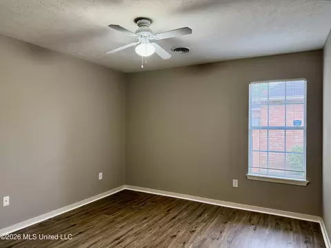 Bedroom - 604 E Biscayne Cv, Clinton, MS 39056 photo 5 of 7