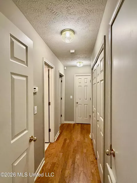 Entry Way - 604 E Biscayne Cv, Clinton, MS 39056 photo 1 of 1