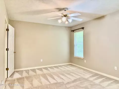 Bedroom - 604 E Biscayne Cv, Clinton, MS 39056 photo 4 of 7