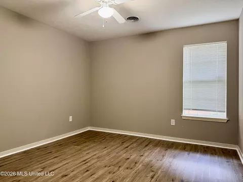 Bedroom - 604 E Biscayne Cv, Clinton, MS 39056 photo 6 of 7