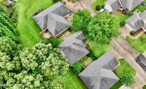 View/Area - 604 E Biscayne Cv, Clinton, MS 39056 photo 1 of 4
