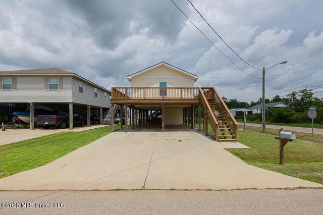 10025 W Alabama St, Bay Saint Louis, MS 39520