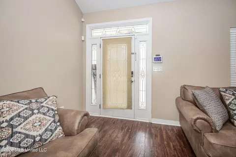 Entry Way - 9227 Nancy Dr, Biloxi, MS 39532 photo 1 of 4