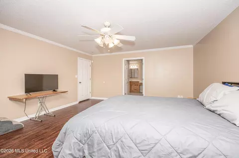 Bedroom - 9227 Nancy Dr, Biloxi, MS 39532 photo 3 of 7