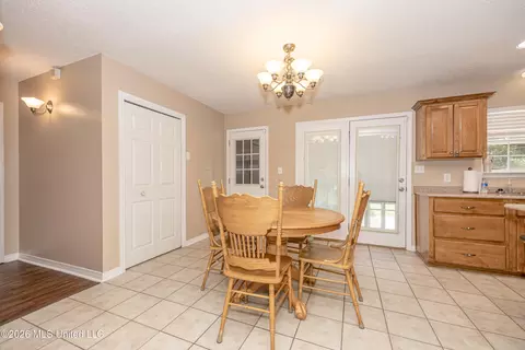 Dining - 9227 Nancy Dr, Biloxi, MS 39532 photo 1 of 2