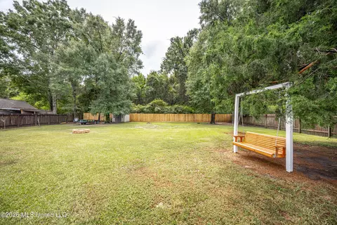 Exterior - 9227 Nancy Dr, Biloxi, MS 39532 photo 15 of 20