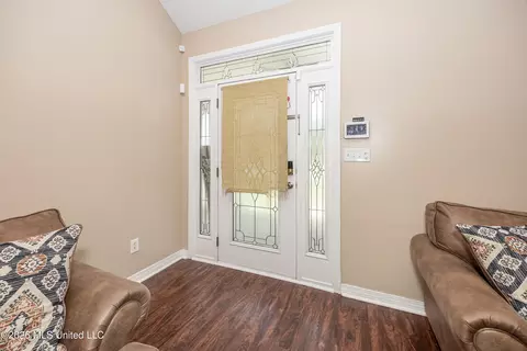 Entry Way - 9227 Nancy Dr, Biloxi, MS 39532 photo 1 of 3