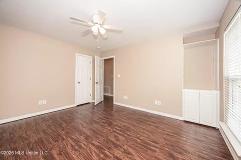 Bedroom - 9227 Nancy Dr, Biloxi, MS 39532 photo 3 of 5