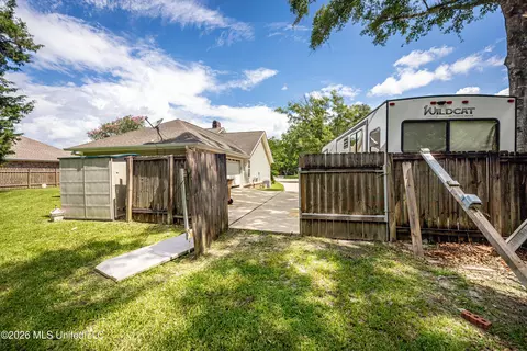 Exterior - 9227 Nancy Dr, Biloxi, MS 39532 photo 13 of 14