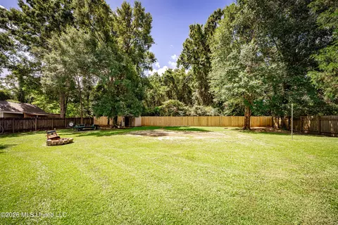 Exterior - 9227 Nancy Dr, Biloxi, MS 39532 photo 9 of 14