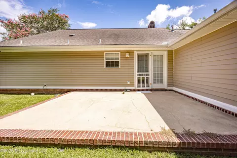 Exterior - 9227 Nancy Dr, Biloxi, MS 39532 photo 6 of 14