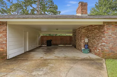 Exterior - 215 Sheryl Dr, Madison, MS 39110 photo 6 of 14