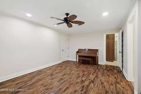 Other - 215 Sheryl Dr, Madison, MS 39110 photo 4 of 9