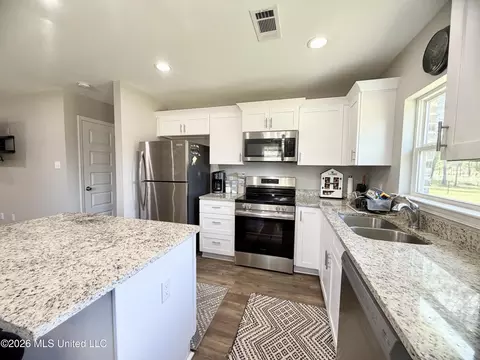 Kitchen - 8595 Mint Julep Dr, Perkinston, MS 39573 photo 4 of 4