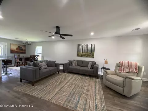 Living - 8595 Mint Julep Dr, Perkinston, MS 39573 photo 3 of 4