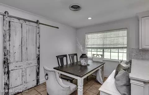 Dining - 413 W Main St, Raymond, MS 39154 photo 5 of 5