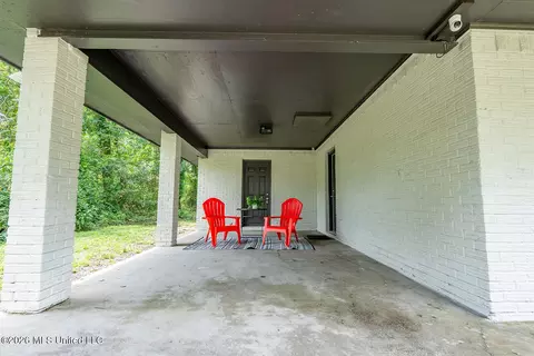 Exterior - 809 Jarrell St, Picayune, MS 39466 photo 2 of 5