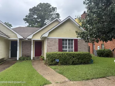 2361 River Oaks Blvd # B, Jackson, MS 39211 photo 1