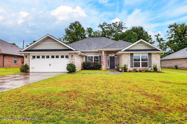 13916 Ruby Ln, Biloxi, MS 39532