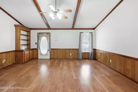 Living - 339 Barfield Dr, Byram, MS 39272 photo 5 of 6
