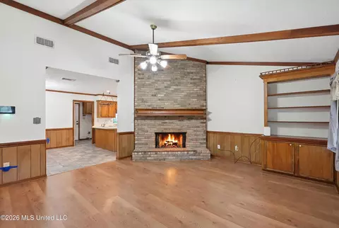 Living - 339 Barfield Dr, Byram, MS 39272 photo 2 of 6