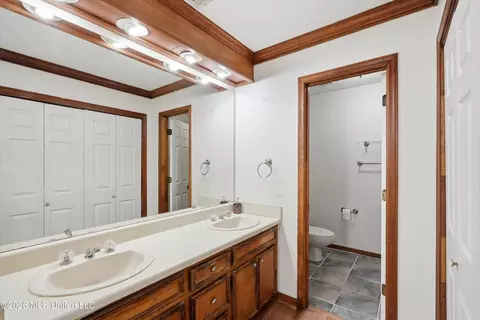 Bath - 339 Barfield Dr, Byram, MS 39272 photo 1 of 5