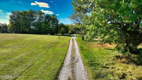 0 Hacks Cross Rd, Olive Branch, MS 38654