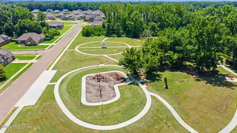 View/Area - 1614 Fall Garden Dr, Hernando, MS 38632 photo 8 of 8