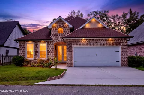 87007 Beaux Vue Ct, Diamondhead, MS 39525
