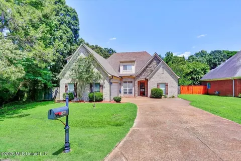 3820 College Blf, Olive Branch, MS 38654