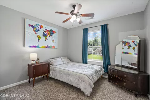 Bedroom - 4796 Bowie Ln, Olive Branch, MS 38654 photo 4 of 7