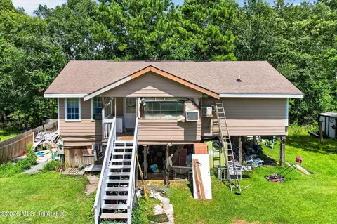 6299 Ball Park Rd, Pass Christian, MS 39571