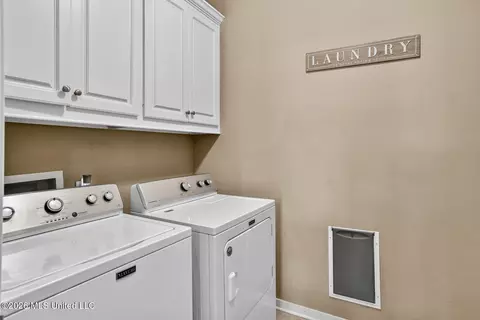 Other - 422 Oak Bnd, Brandon, MS 39047 photo 3 of 6