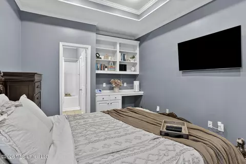 Bedroom - 422 Oak Bnd, Brandon, MS 39047 photo 2 of 2