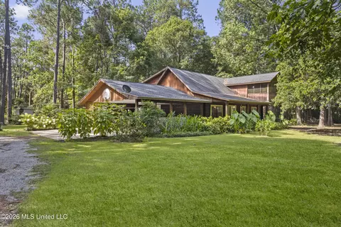 5701 Quave Rd, Vancleave, MS 39565