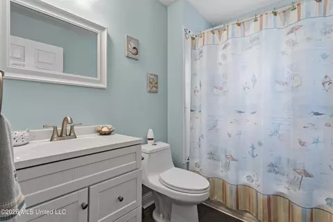 Bath - 11729 Bell Ave, Biloxi, MS 39532 photo 3 of 3