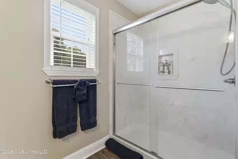 Bath - 11729 Bell Ave, Biloxi, MS 39532 photo 2 of 3