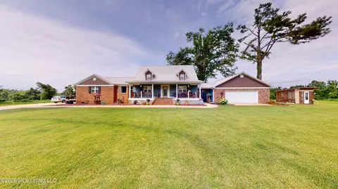 2420 County Road 719, Blue Mountain, MS 38610