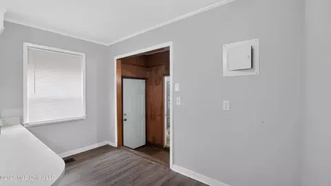 Entry Way - 1348 Marydale Dr, Jackson, MS 39212 photo 1 of 1