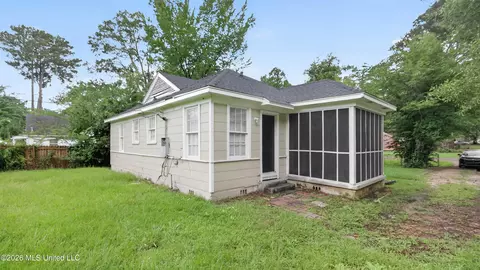Exterior - 4894 Sheridan Dr, Jackson, MS 39206 photo 5 of 9