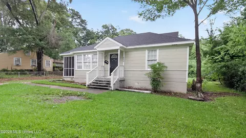 Exterior - 4894 Sheridan Dr, Jackson, MS 39206 photo 2 of 9