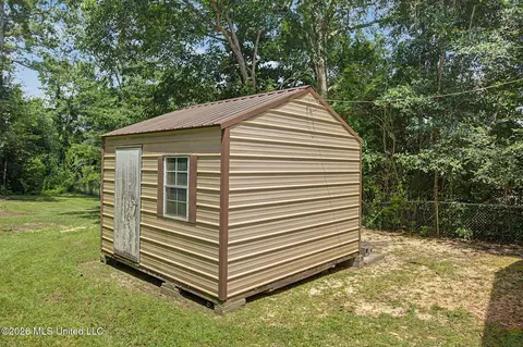 12 1st St, Perkinston, MS 39573 photo 3