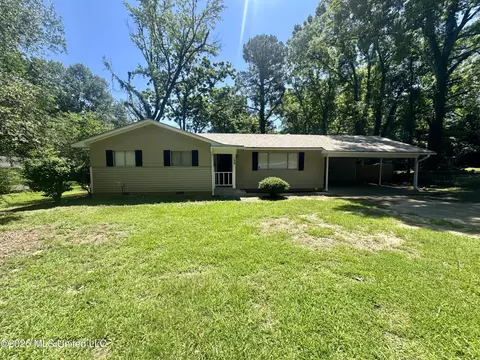 128 Colebrook Ave, Jackson, MS 39209