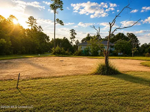 0 Everest St, Bay Saint Louis, MS 39520