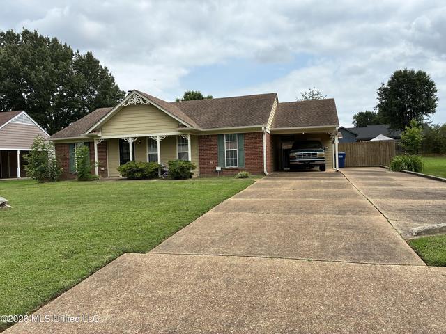 4207 Blackstone Dr, Horn Lake, MS 38637